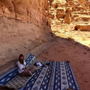 Meet your Posher, Julie